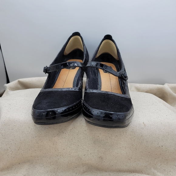 Clarks Artisan Diamond Shine Mary Jane Pumps Black Suede Patent 10" Footbed - Picture 3 of 15